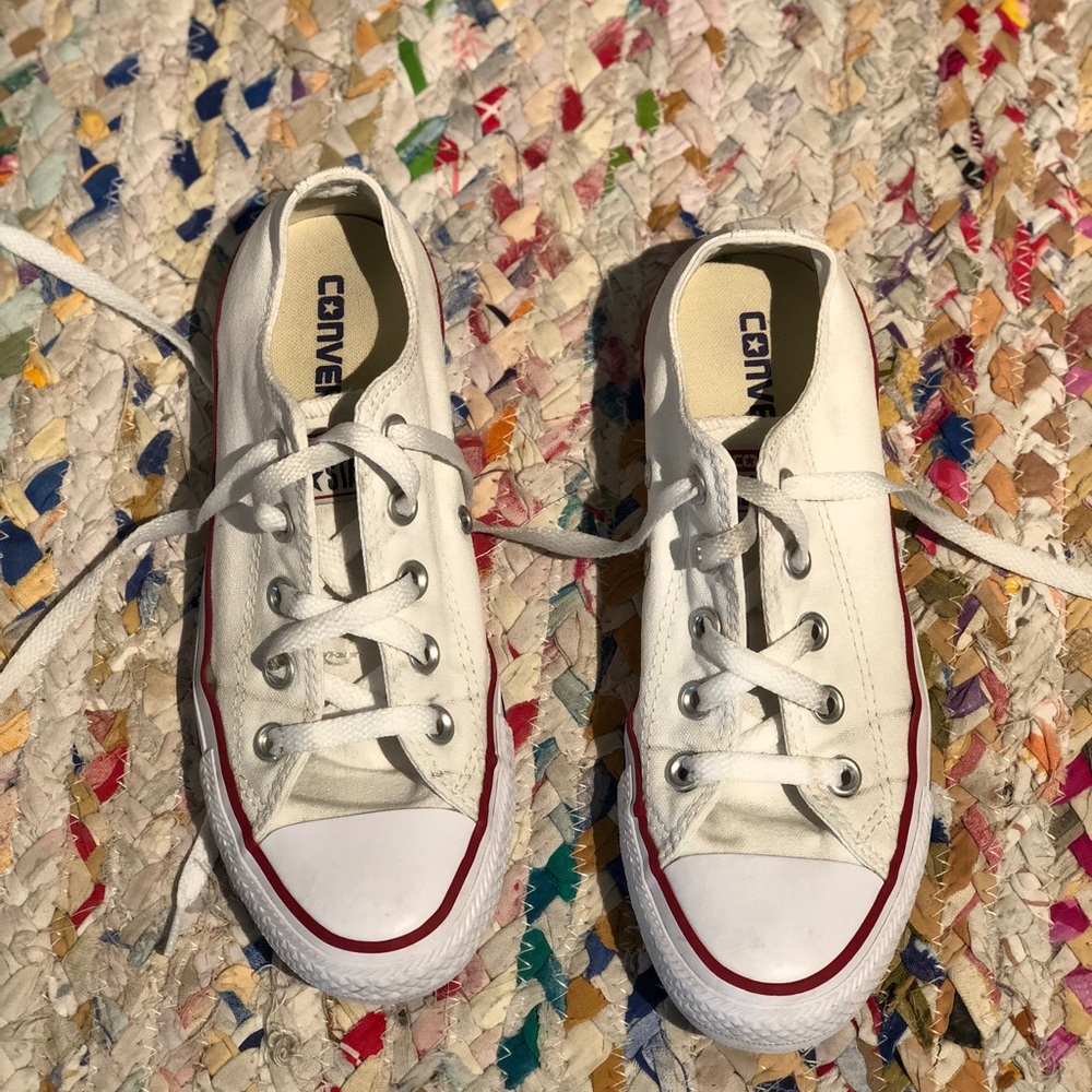 White converse all stars